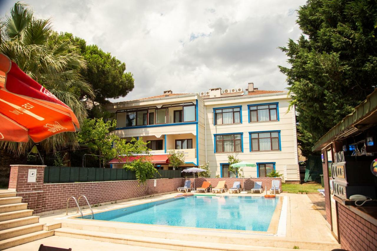 Blue Marine Hotel Sekerpinari Buitenkant foto