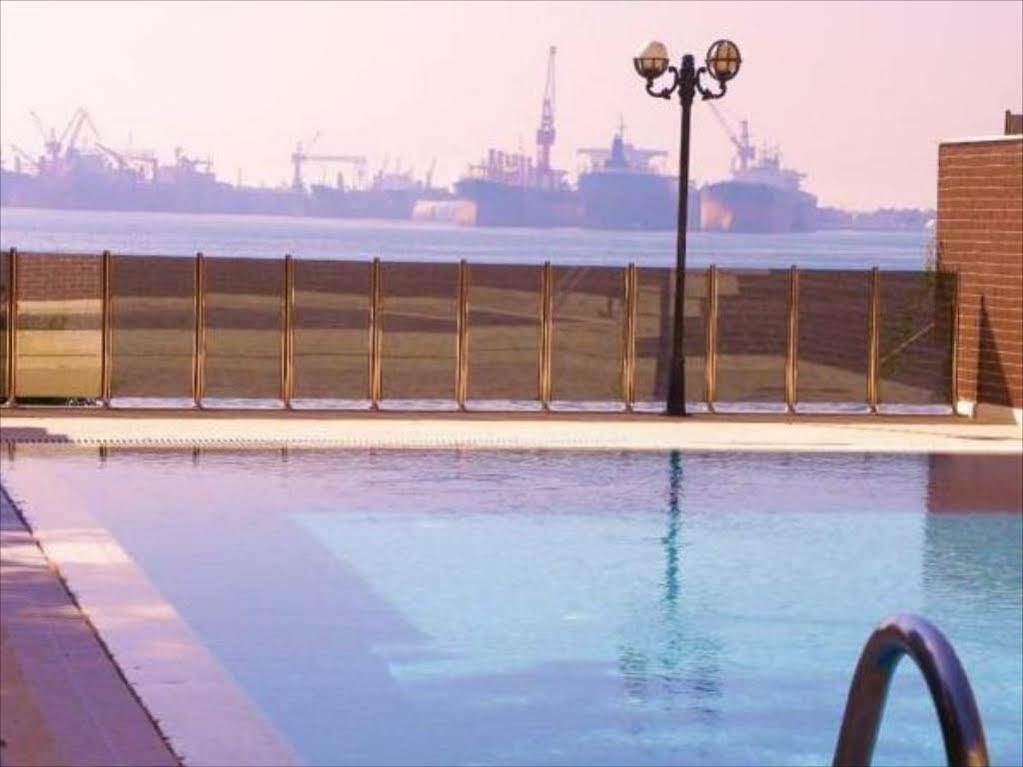 Blue Marine Hotel Sekerpinari Buitenkant foto